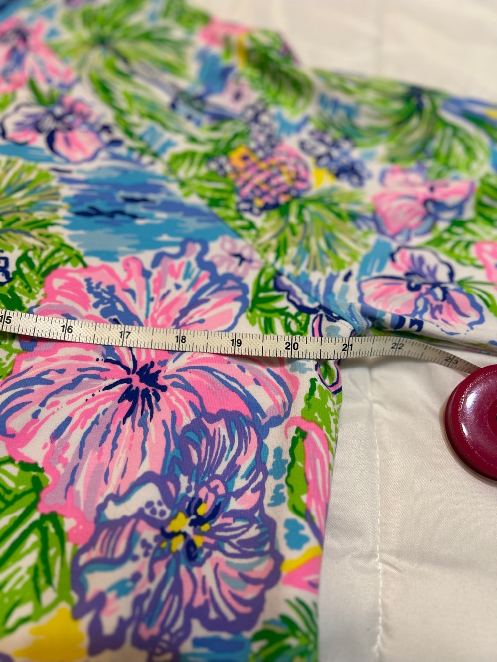 Lilly Pulitzer Tropical 'Aloha' Floral Panel in Pink, Green & Blue - Picture 4 of 8